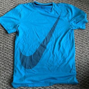 Nike T-shirt